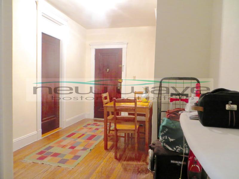 1203 Boylston St, Fenway