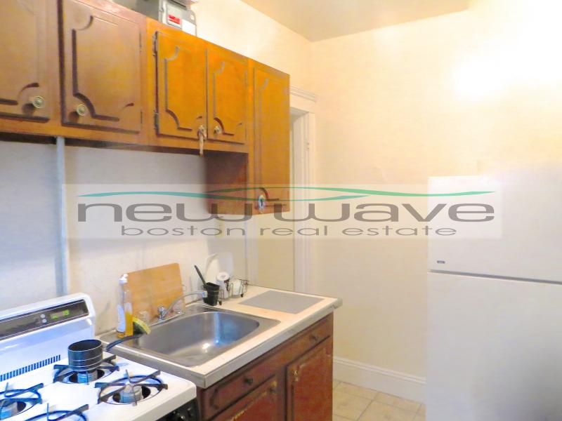 1203 Boylston St, Fenway