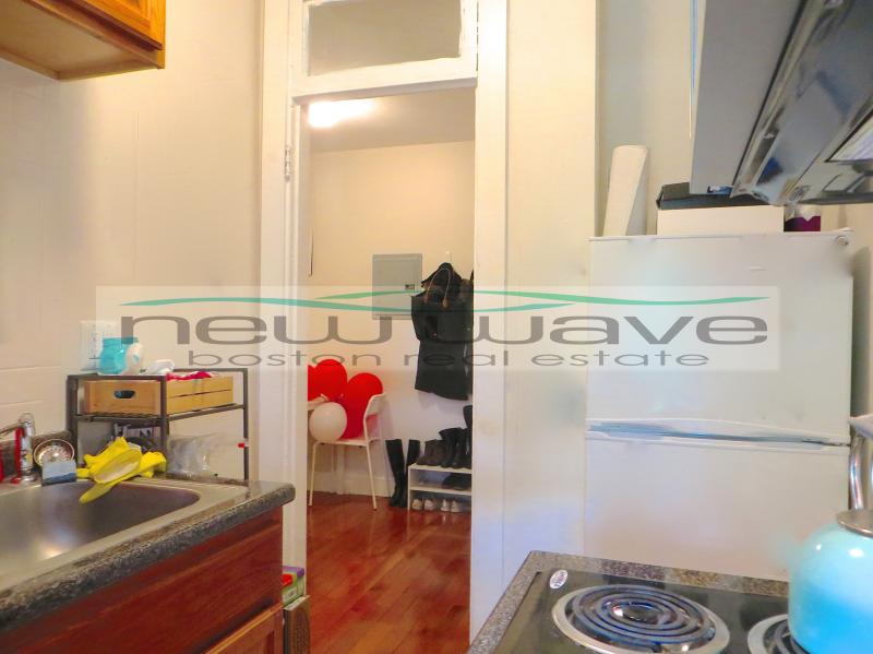 1191 Boylston St, Fenway