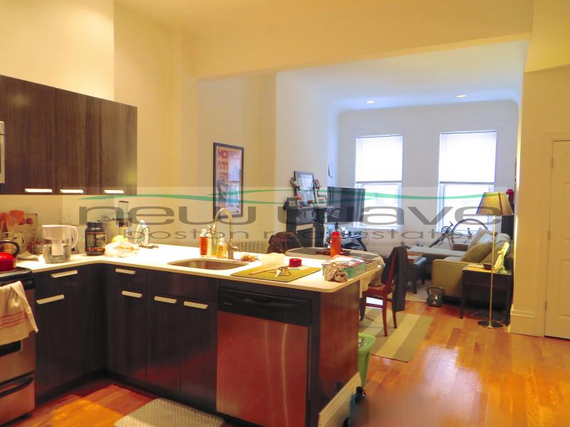 127 Saint Botolph St, Back Bay