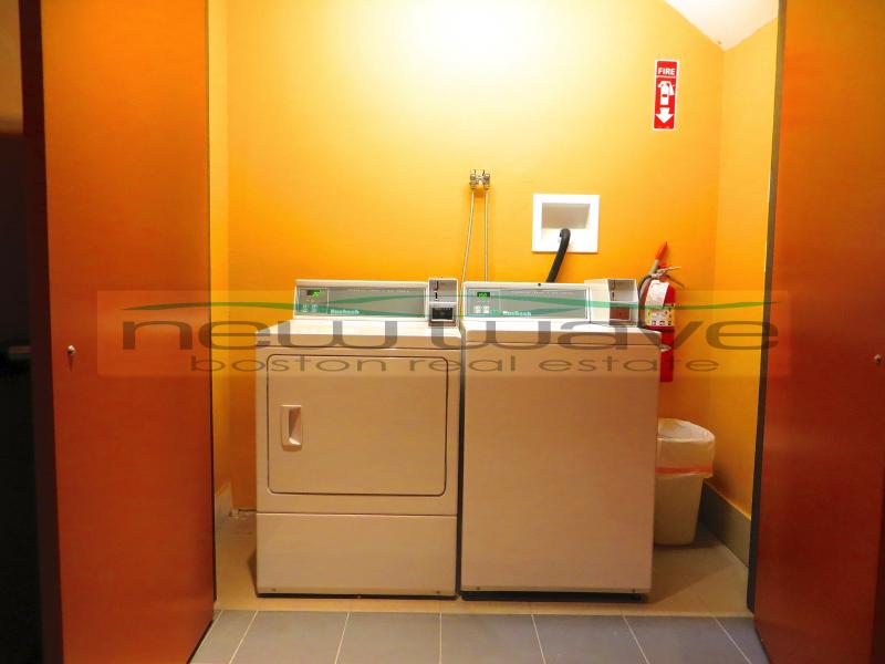 127 Saint Botolph St, Back Bay