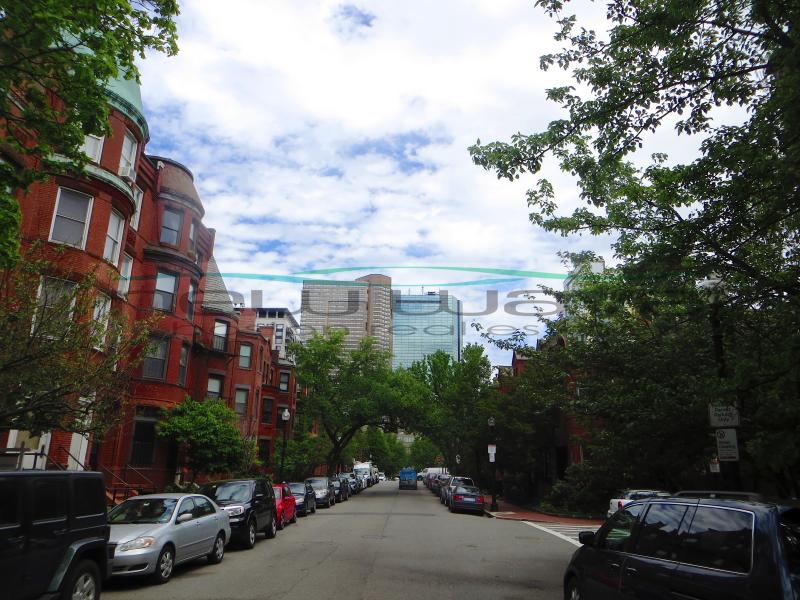 127 Saint Botolph St, Back Bay