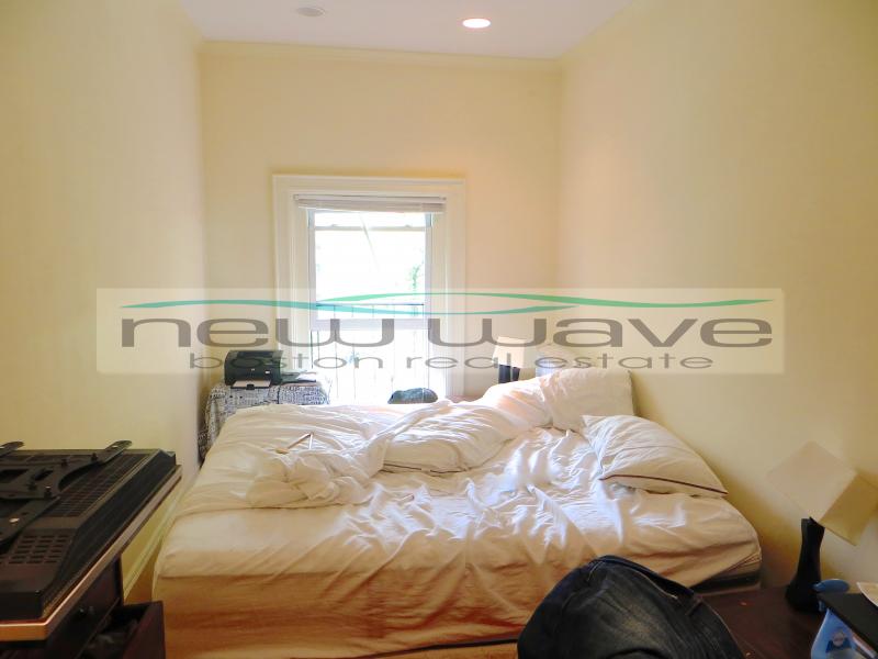 379 Commonwealth Ave, Back Bay