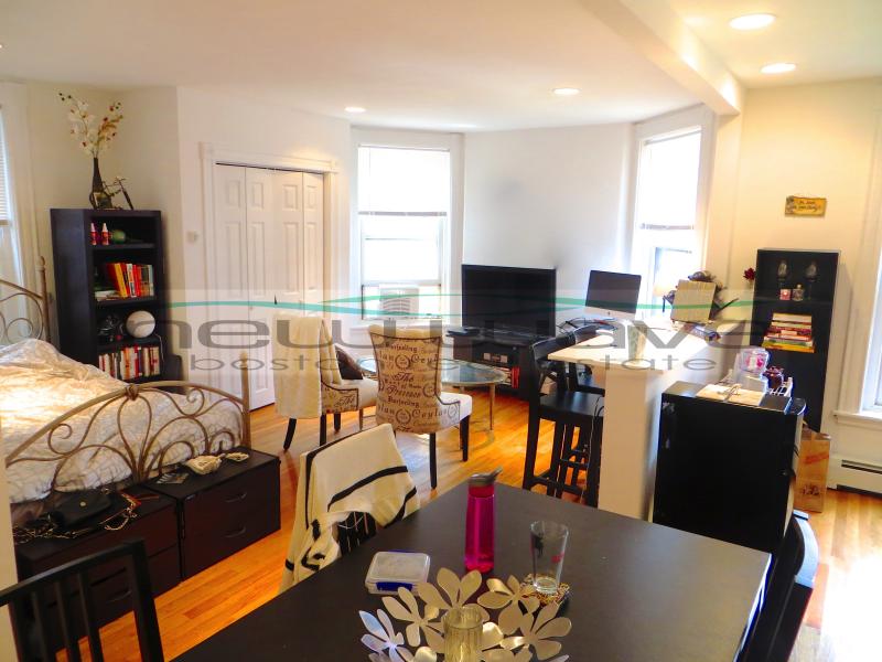 51 Massachusetts Ave, Back Bay