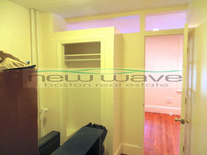 72 Revere St, Beacon Hill