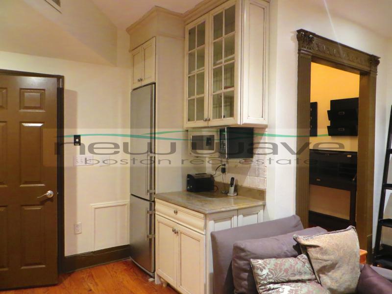 Studio bed, 1 bath apartment for rent at 326 Dartmouth St Unit BR, South End — photo 10 of 25