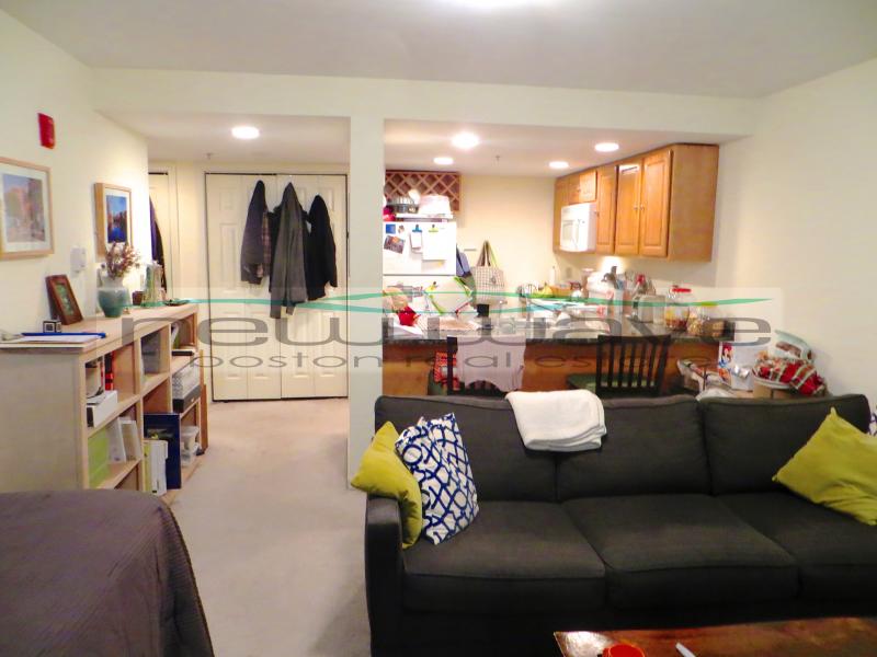 36 Queensberry St, Fenway