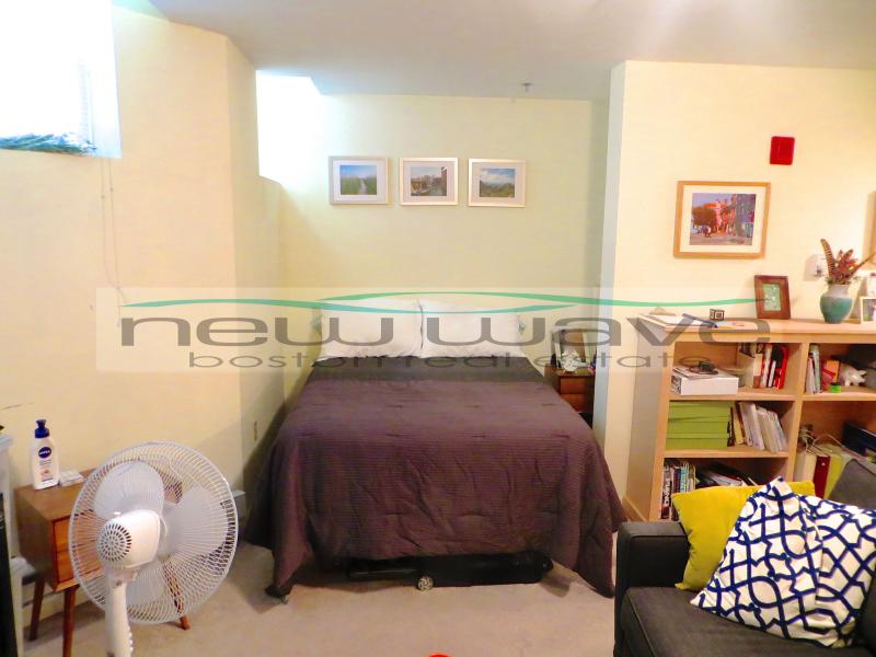 36 Queensberry St, Fenway