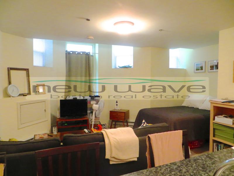 36 Queensberry St, Fenway