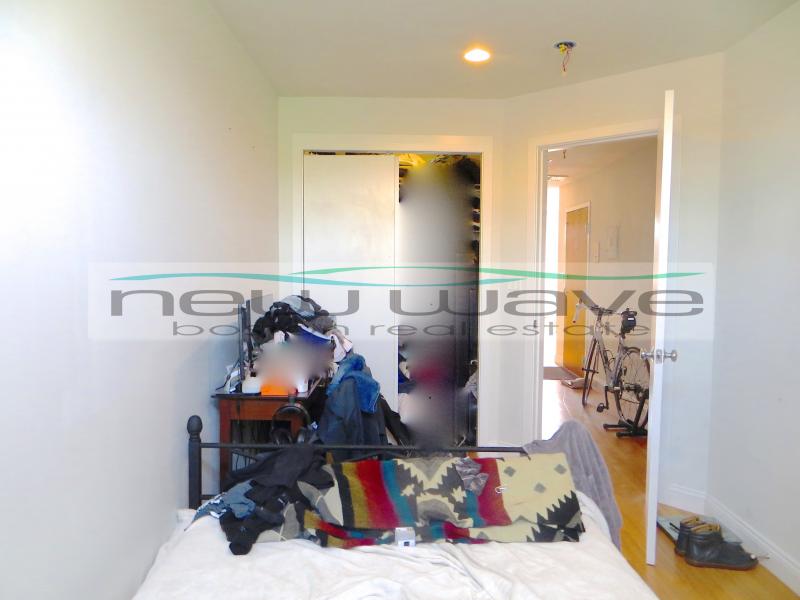 166 Saint Botolph St, South End