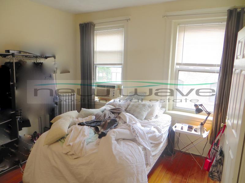 51 Queensberry St, Fenway