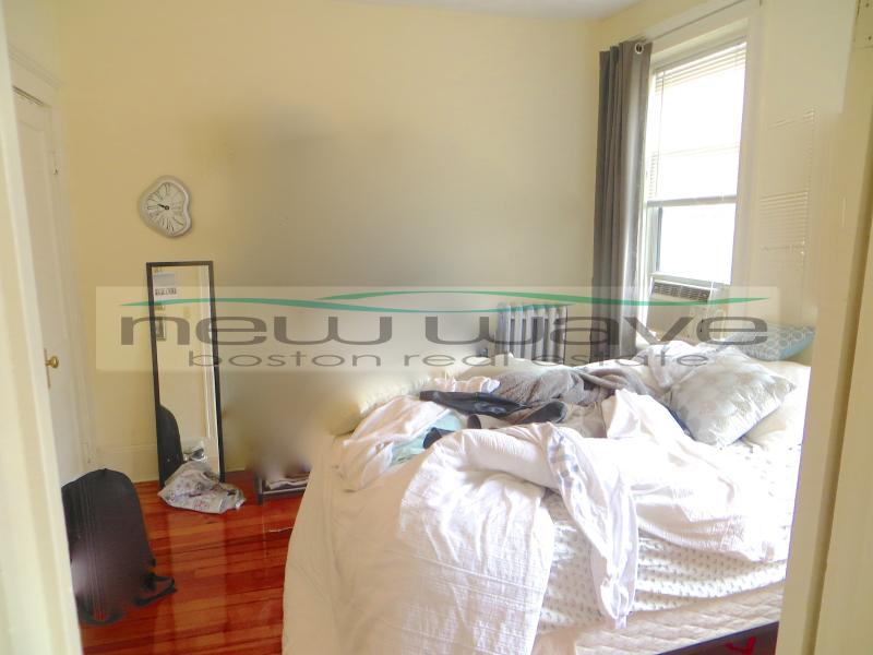 51 Queensberry St, Fenway