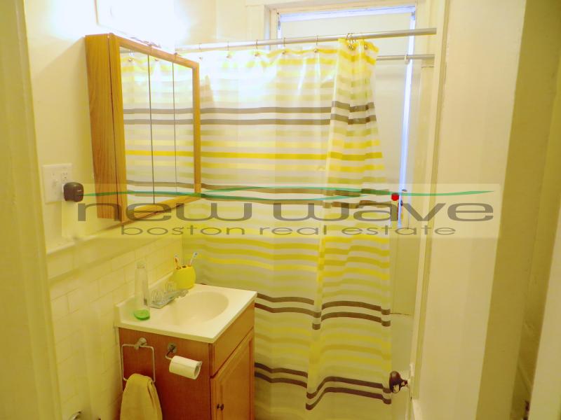 1171 Boylston St, Fenway