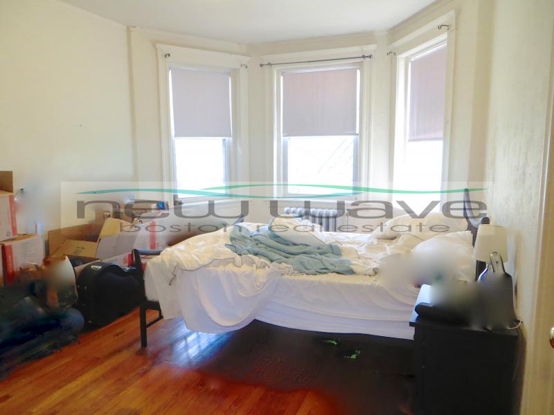 1171 Boylston St, Fenway