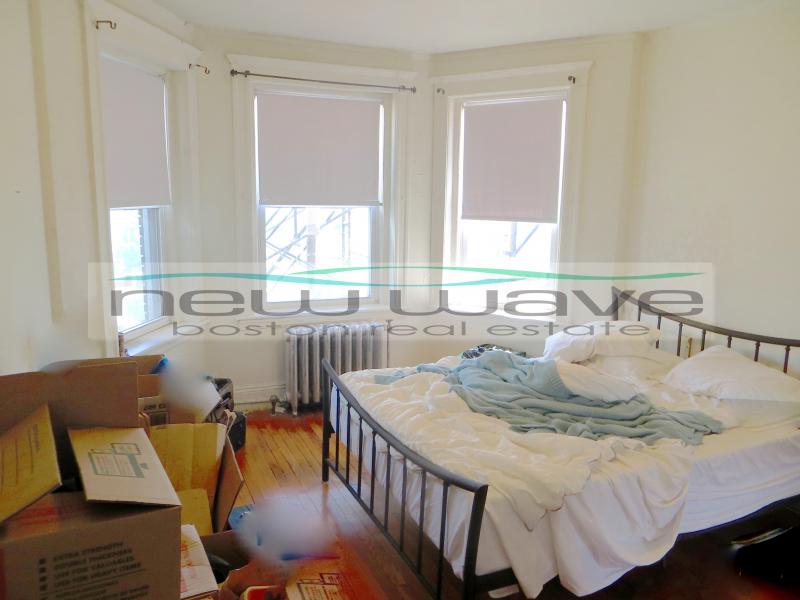 1171 Boylston St, Fenway