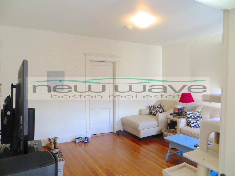 1171 Boylston St, Fenway