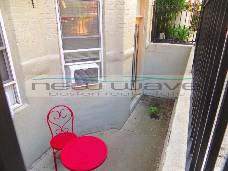 112 Jersey St, Fenway