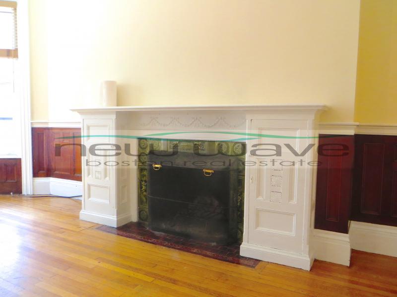 206 Commonwealth Ave, Back Bay