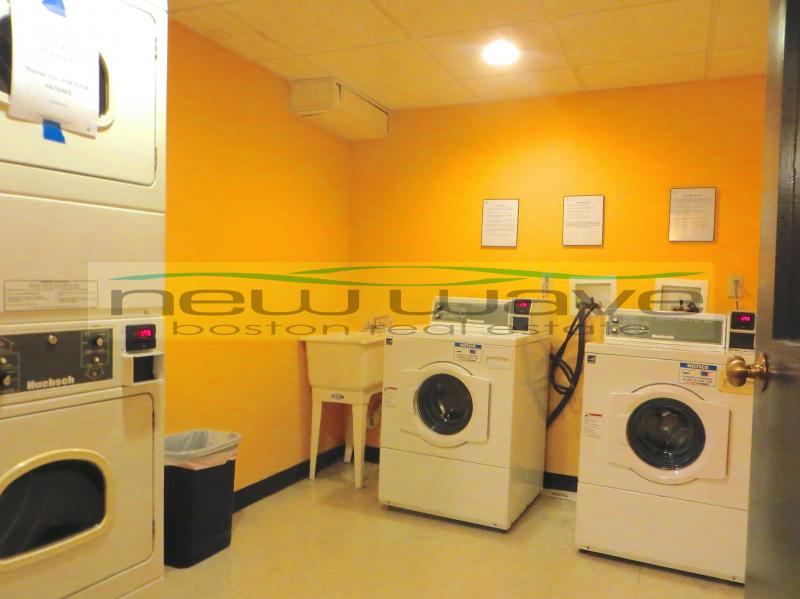 24 Queensberry St, Fenway