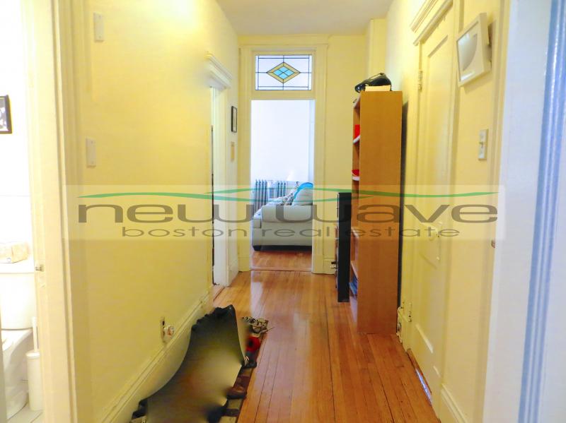 1 bed, 1 bath apartment for rent at 98 Queensberry St Unit 5, Fenway — photo 12 of 14