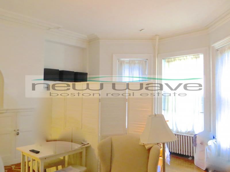 245 Beacon St, Back Bay