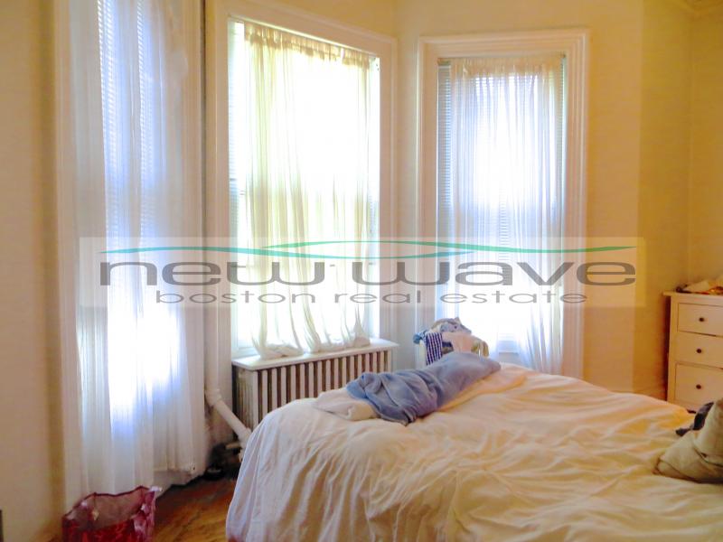 245 Beacon St, Back Bay