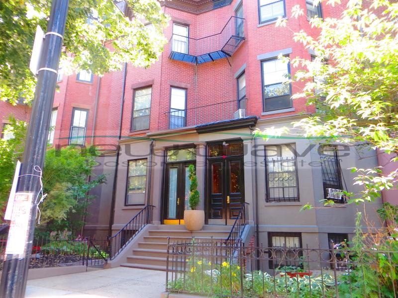 245 Beacon St, Back Bay