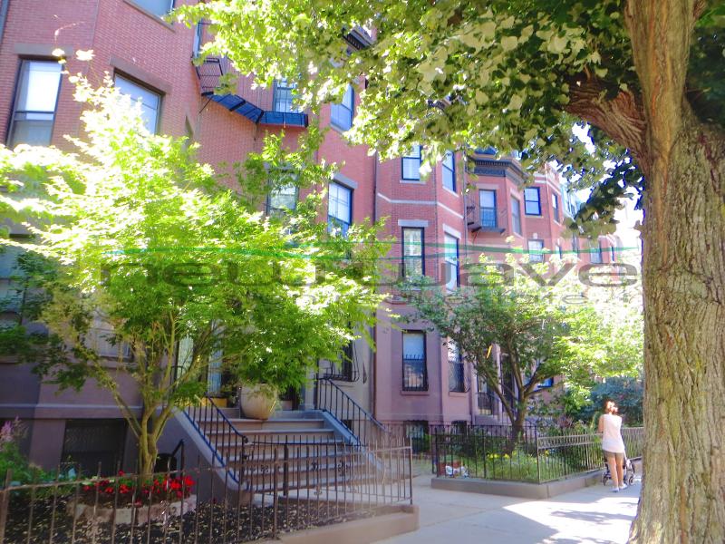 245 Beacon St, Back Bay