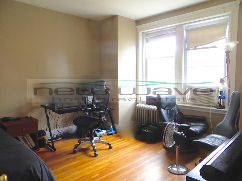 1209 Boylston St, Fenway