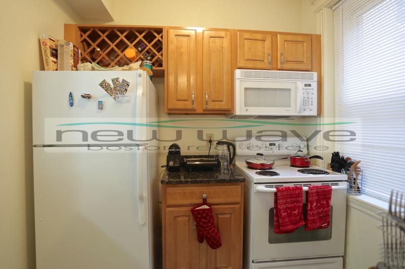 28 Queensberry St, Fenway