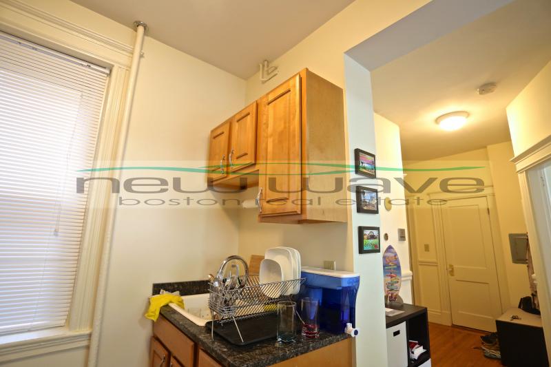 28 Queensberry St, Fenway