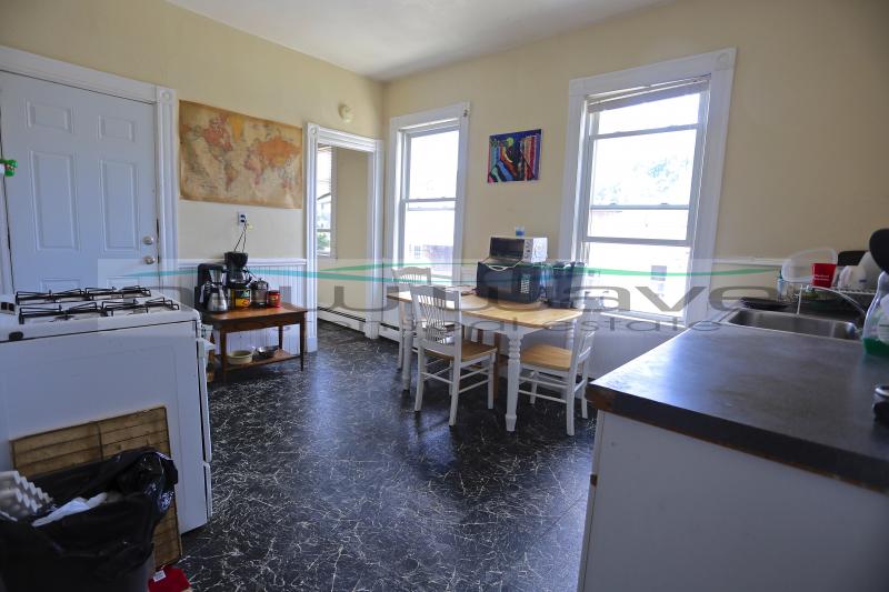 36 Cherokee St, Mission Hill