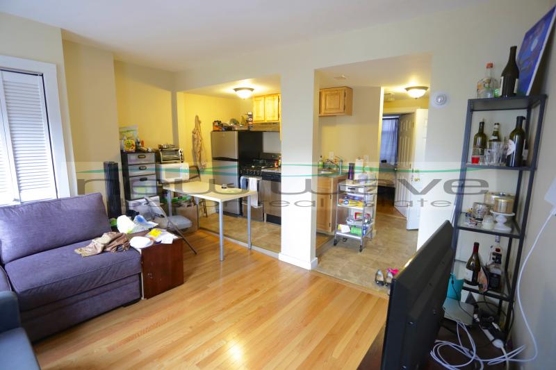 238 Cambridge St, Beacon Hill