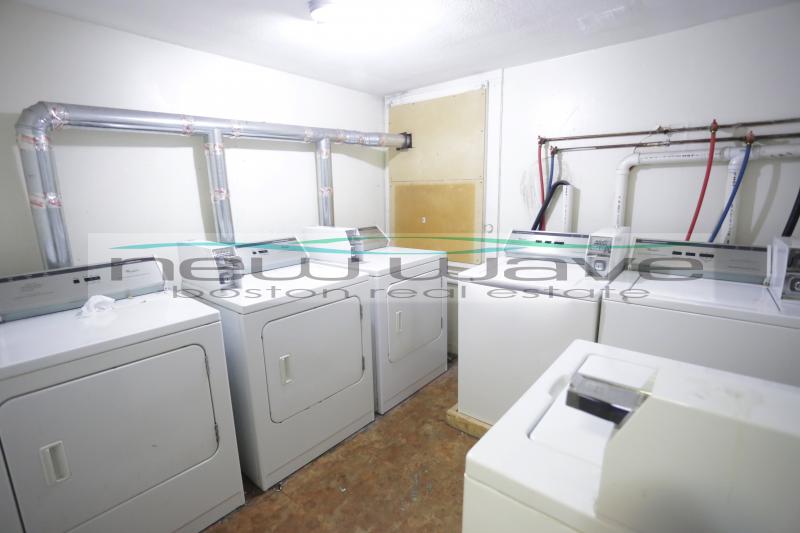 238 Cambridge St, Beacon Hill