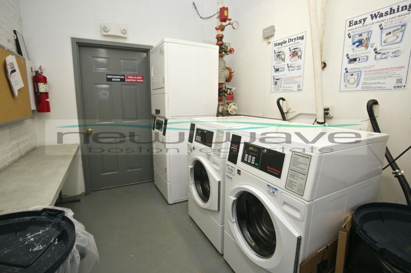 379 Commonwealth Ave, Back Bay