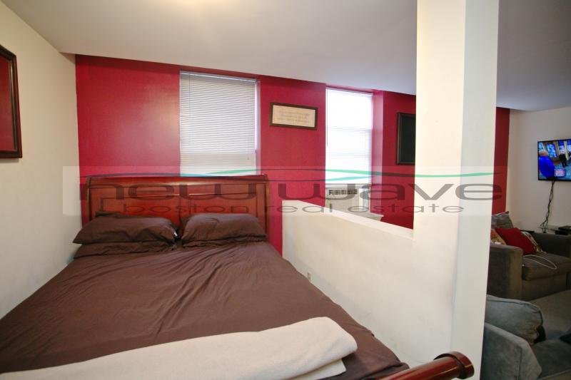 15 Queensberry St, Fenway