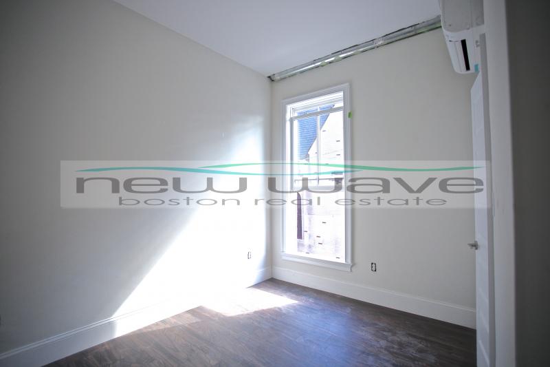 1902 Washington St, Roxbury