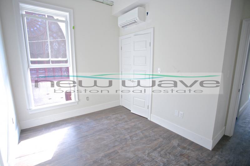 1902 Washington St, Roxbury