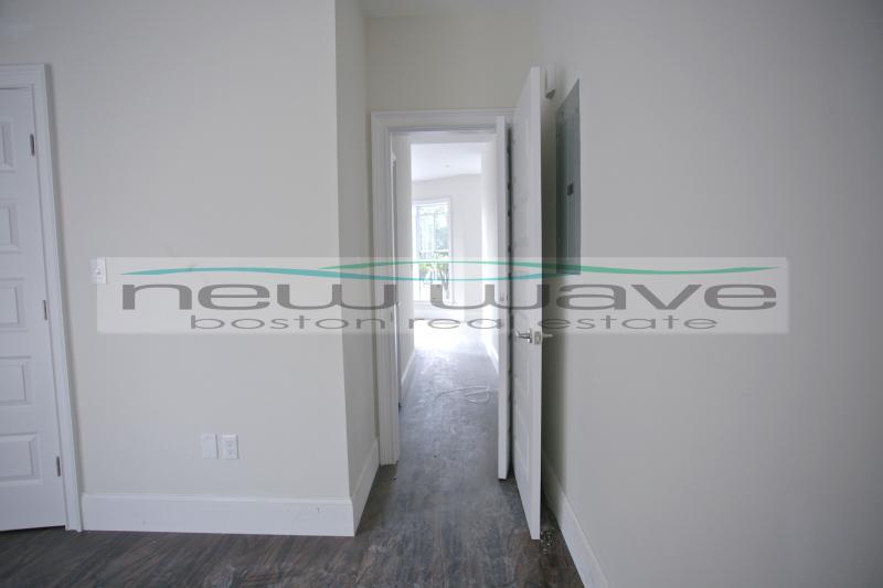 1902 Washington St, Roxbury