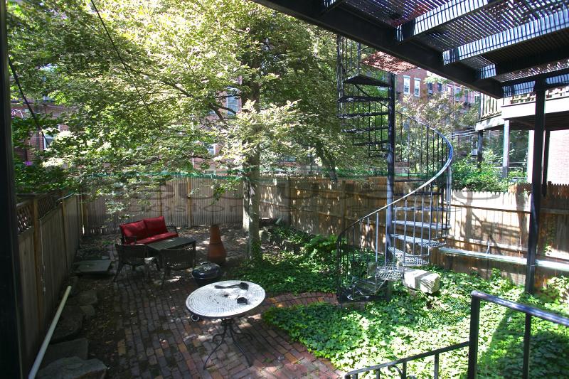 8 Milford St, South End