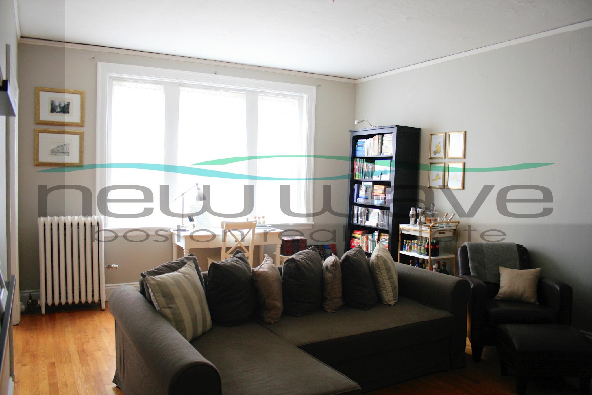 303 Marlborough St, Back Bay