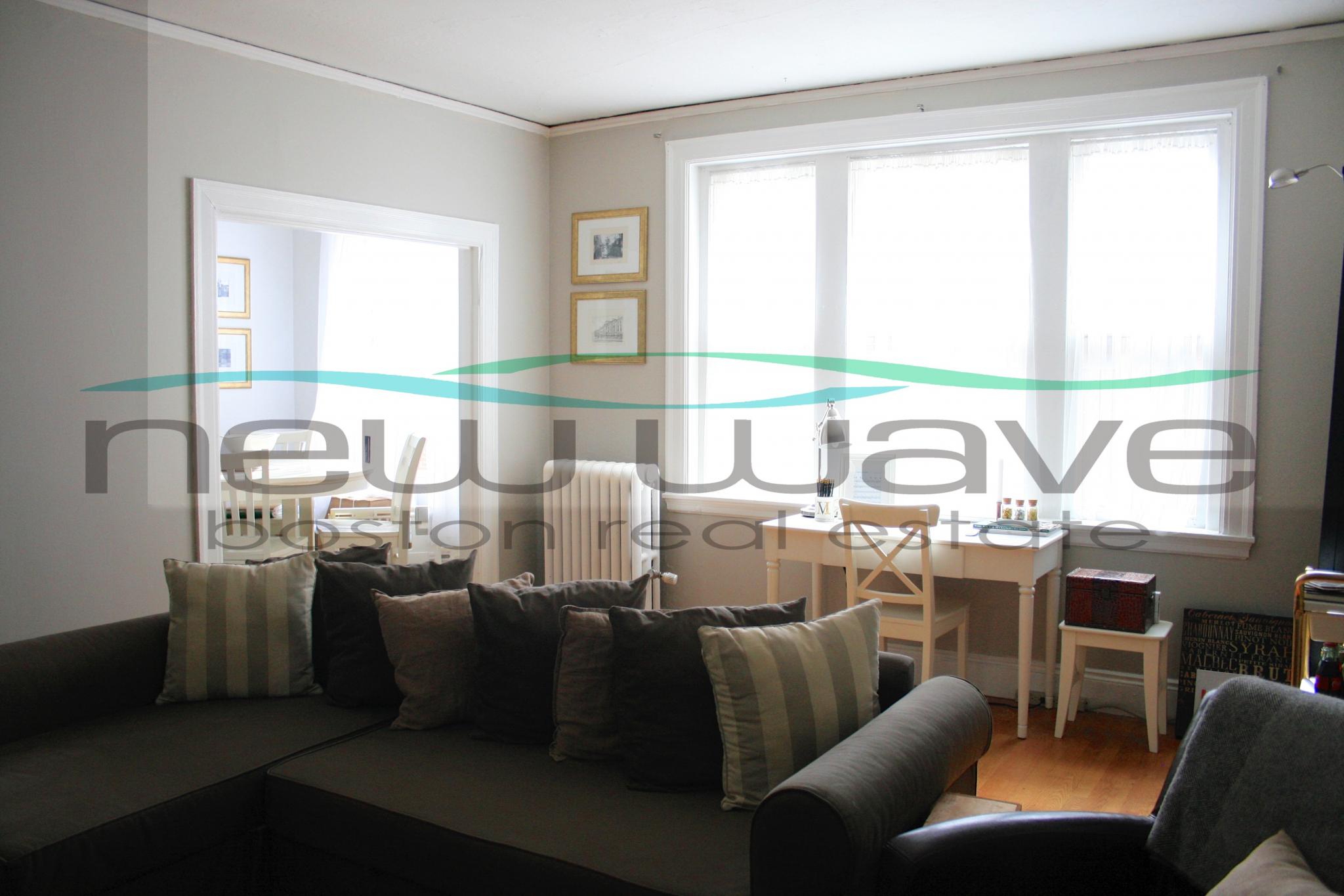 303 Marlborough St, Back Bay