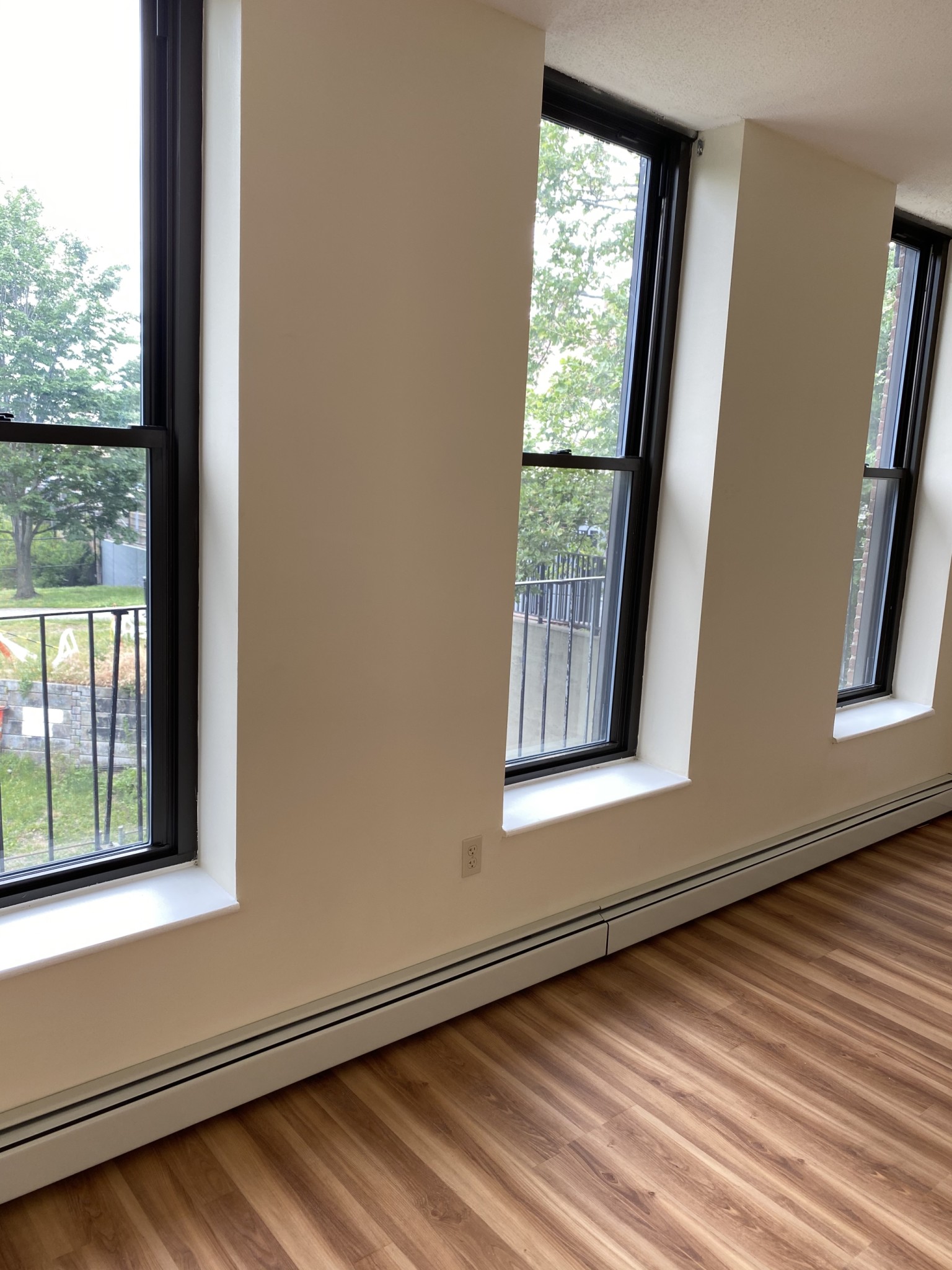 397 Massachusetts Ave, South End