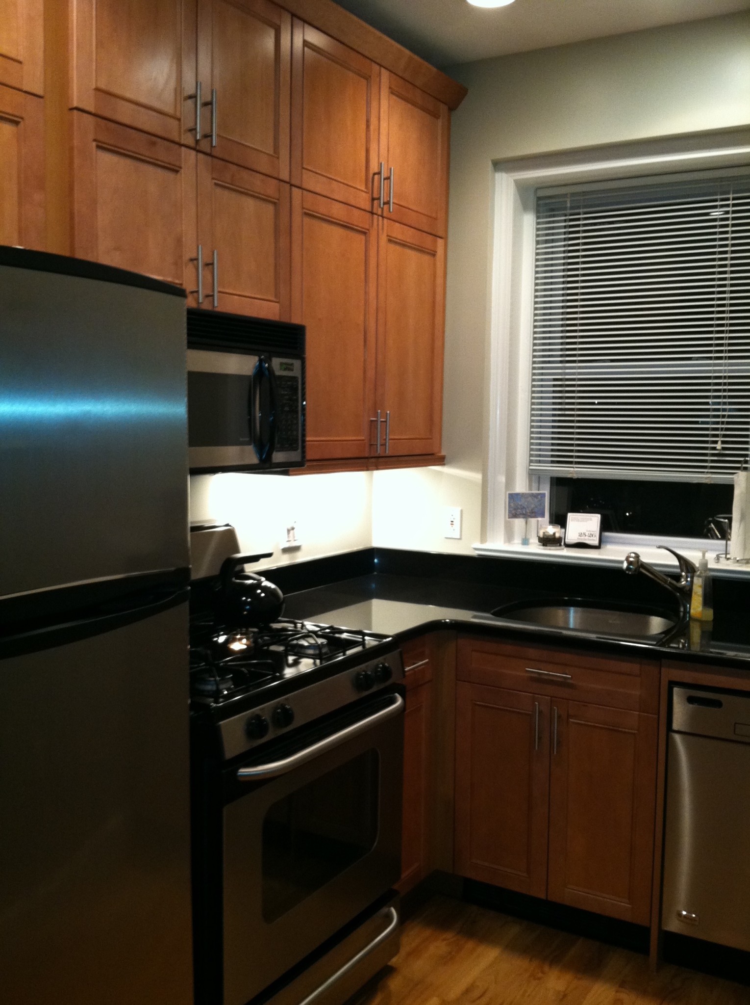 1 split bed, 1 bath apartment for rent at 85 Park Dr Unit 9, Fenway — photo 2 of 5
