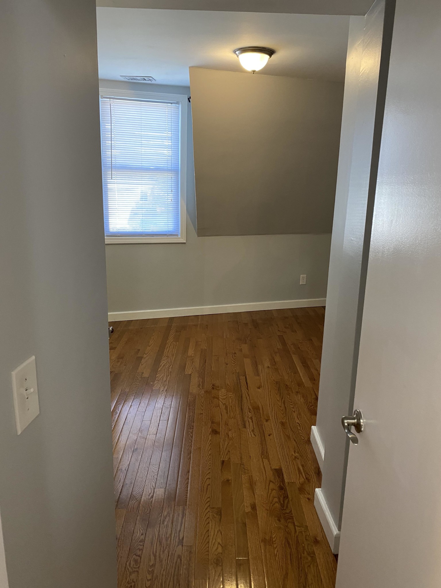 3 bed, 1 bath apartment for rent at 202 Third St Unit B, Kendall Square — photo 12 of 20