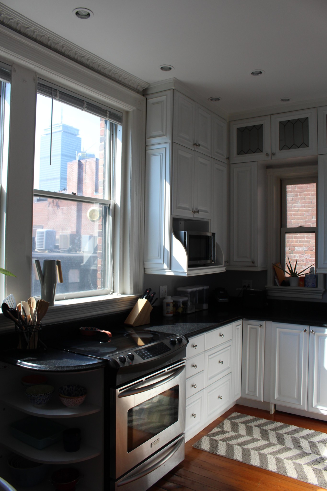 2 bed, 1 bath apartment for rent at 259 Beacon St Unit 53, Back Bay — photo 9 of 31