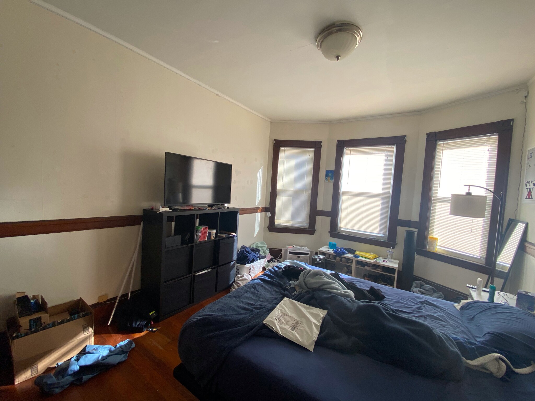4 bed, 2 bath apartment for rent at 234 Calumet St Unit 2, Mission Hill — photo 4 of 5