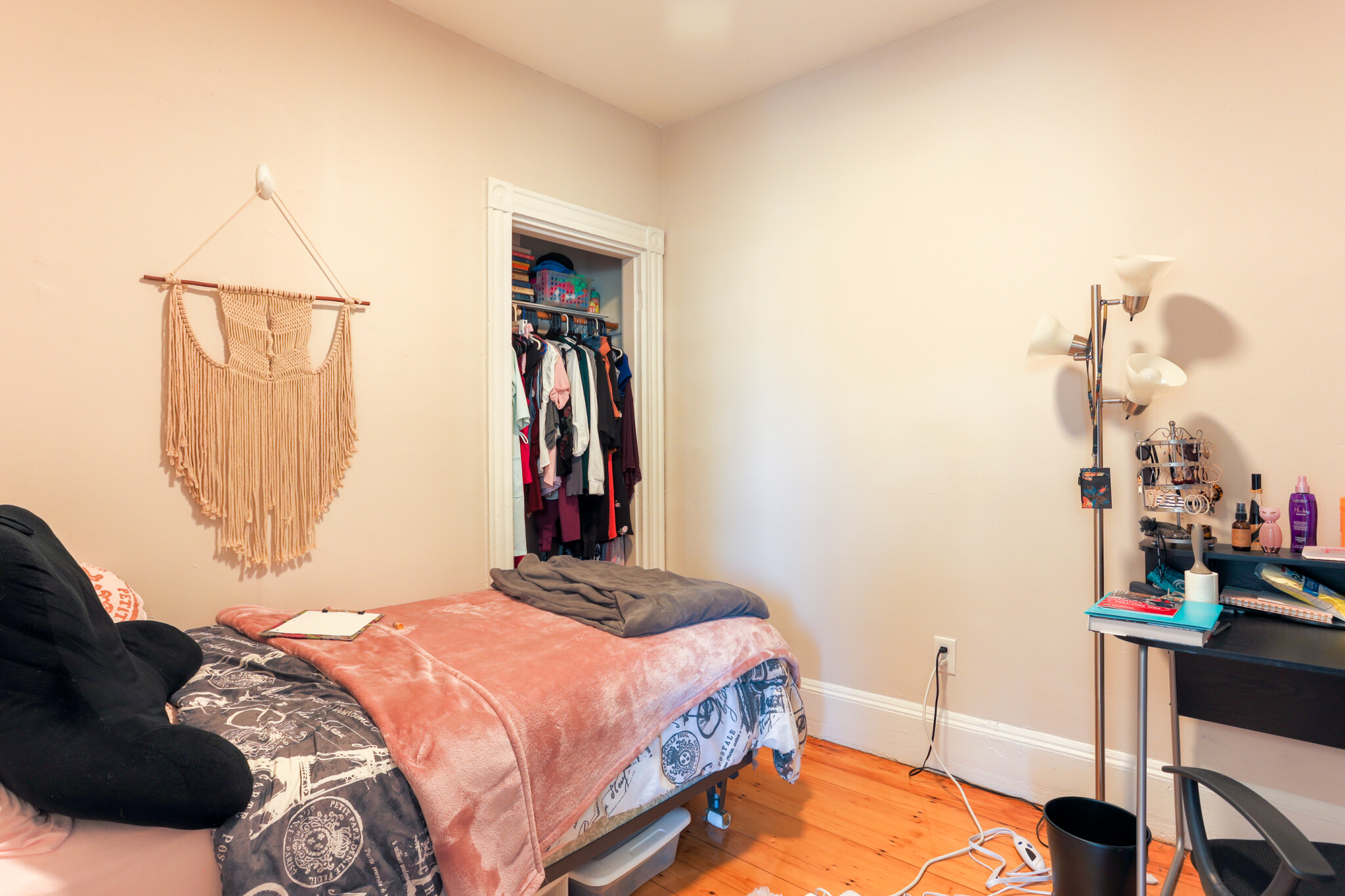 1574 Tremont St, Mission Hill