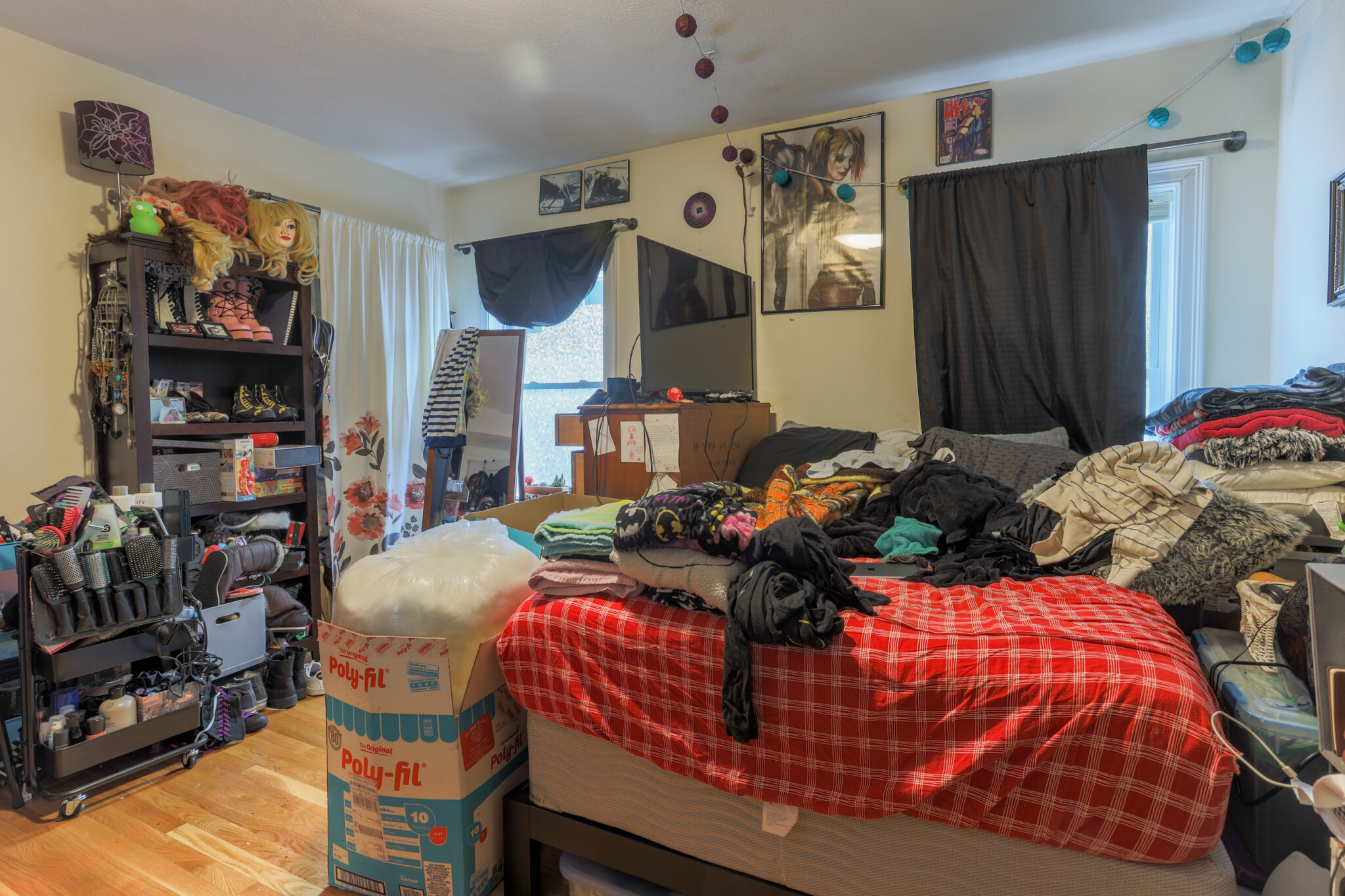 128 Hillside St, Mission Hill