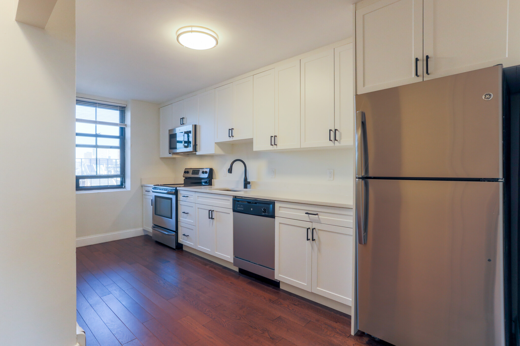 525 Massachusetts Ave, Roxbury